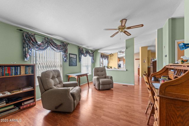 23723 W CANNON Drive, Congress, AZ 85332