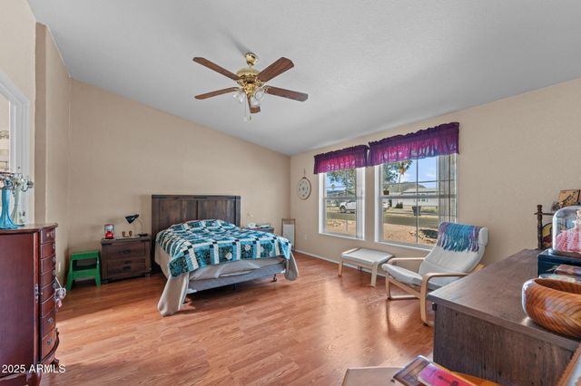 23723 W CANNON Drive, Congress, AZ 85332