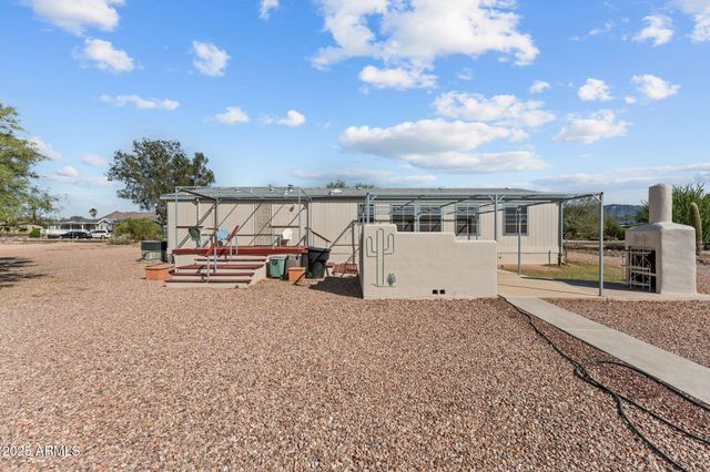 23723 W CANNON Drive, Congress, AZ 85332