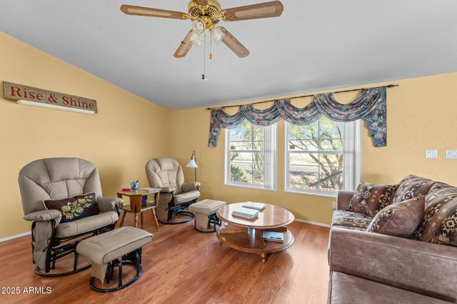 23723 W CANNON Drive, Congress, AZ 85332