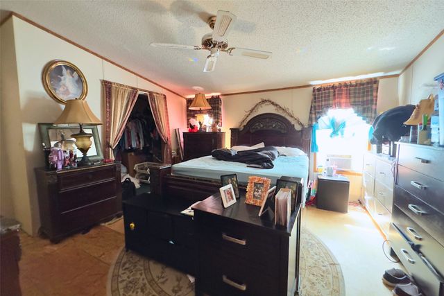 109 Karen Lane, Gun Barrel City, TX 75156