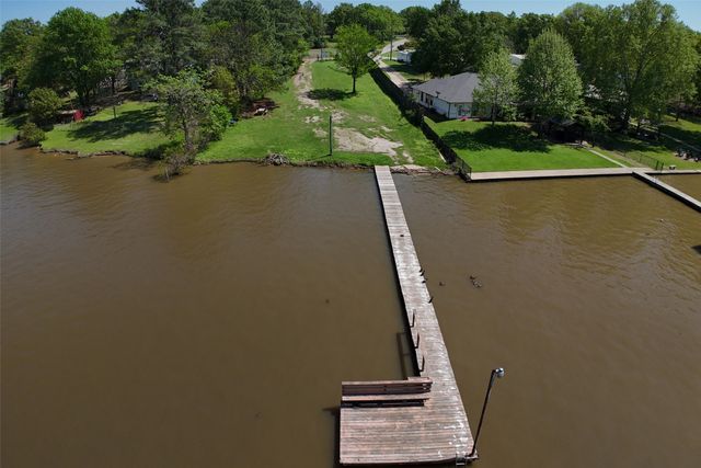 109 Karen Lane, Gun Barrel City, TX 75156