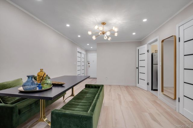 1203 E Broadway G13, Hewlett, NY 11557