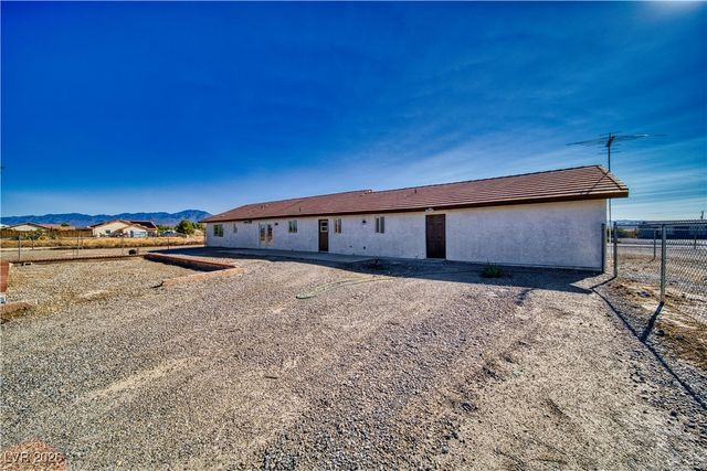 3950 South Rainbow Avenue, Pahrump, NV 89048