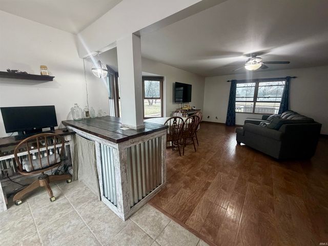 111 E South Railroad Street, Remington, IN 47977