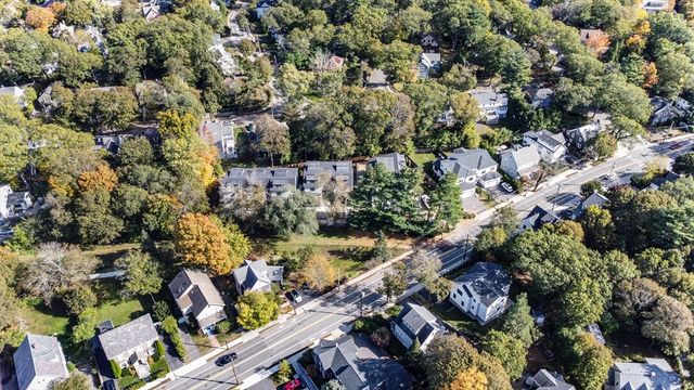 956 Walnut Street 4, Newton, MA 02461