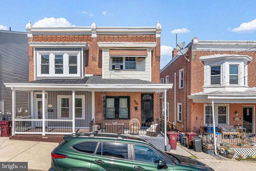 519 GROVE ST, BRIDGEPORT, PA 19405 — exterior