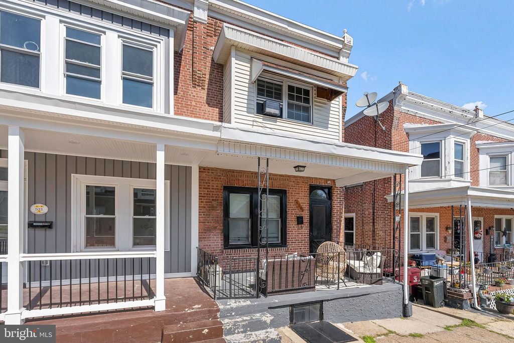 519 GROVE ST, BRIDGEPORT, PA 19405 — photo 2