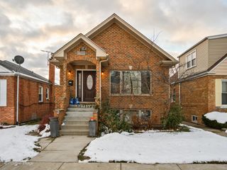 3740 N Pacific Avenue, Chicago, IL 60634