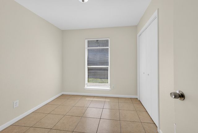 2971 Loving Avenue, Fort Worth, TX 76106