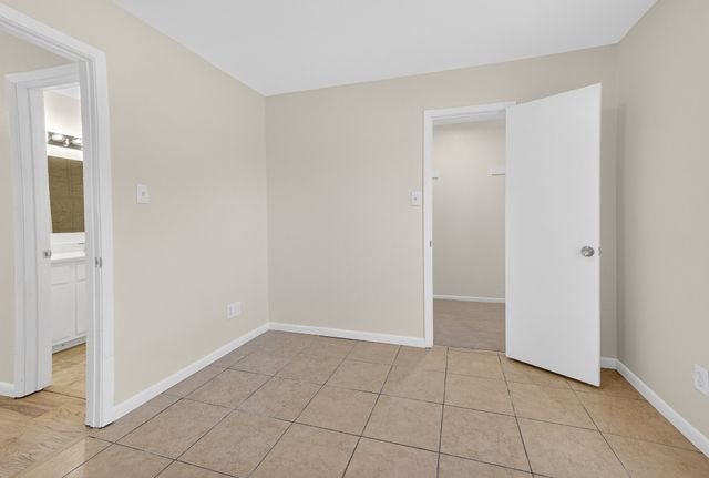 2971 Loving Avenue, Fort Worth, TX 76106