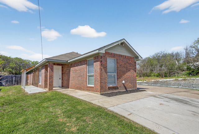 2971 Loving Avenue, Fort Worth, TX 76106