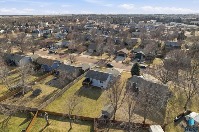 6612 W Bonnie Ct Court, Sioux Falls, SD 57106