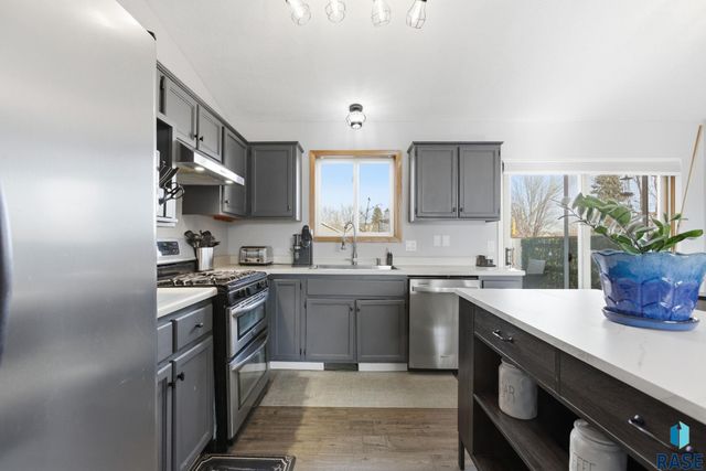 6612 W Bonnie Ct Court, Sioux Falls, SD 57106