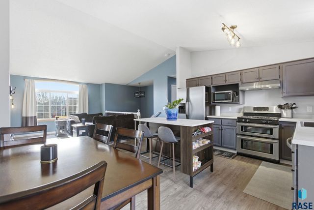 6612 W Bonnie Ct Court, Sioux Falls, SD 57106