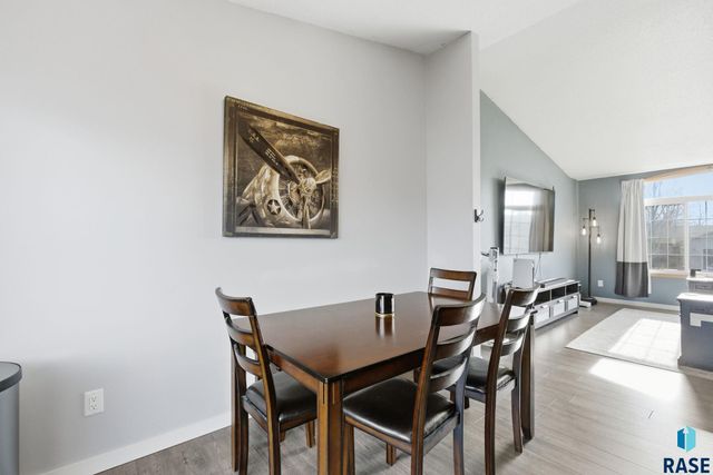 6612 W Bonnie Ct Court, Sioux Falls, SD 57106