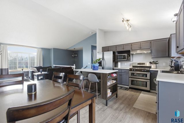 6612 W Bonnie Ct Court, Sioux Falls, SD 57106