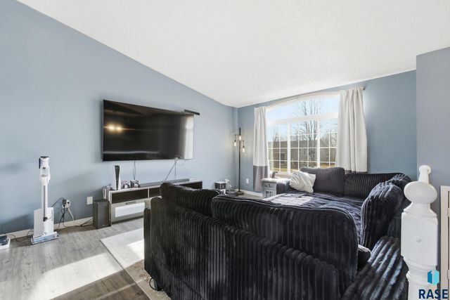 6612 W Bonnie Ct Court, Sioux Falls, SD 57106