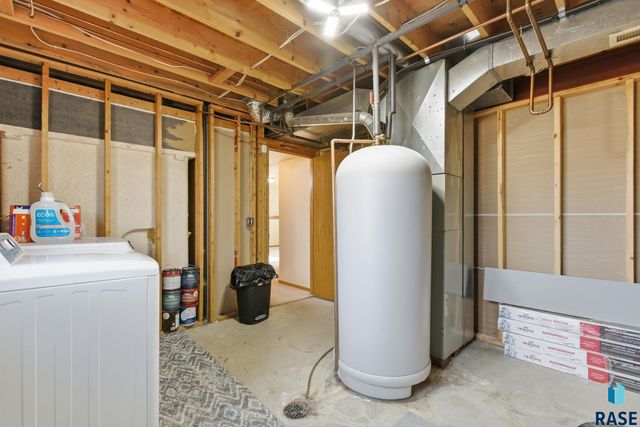 6612 W Bonnie Ct Court, Sioux Falls, SD 57106