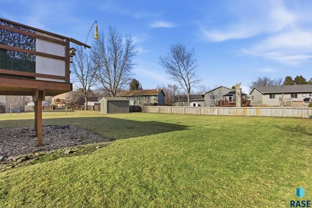 6612 W Bonnie Ct Court, Sioux Falls, SD 57106