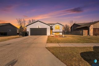 6612 W Bonnie Ct Court, Sioux Falls, SD 57106
