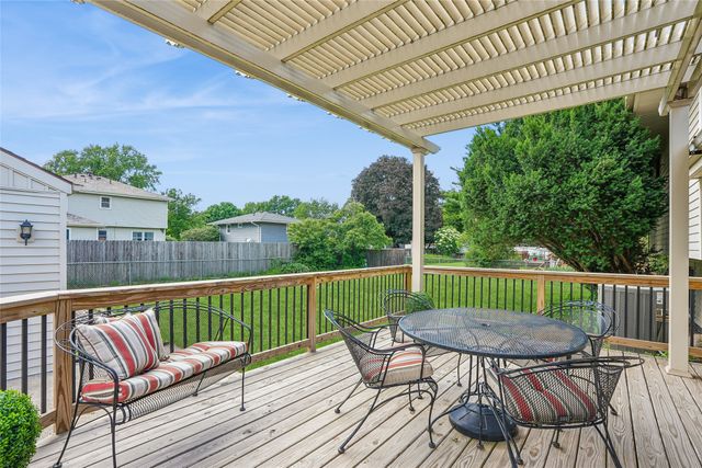 4500 73rd Street, Urbandale, IA 50322