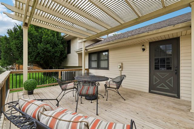4500 73rd Street, Urbandale, IA 50322