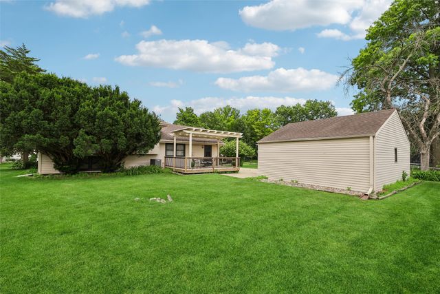 4500 73rd Street, Urbandale, IA 50322
