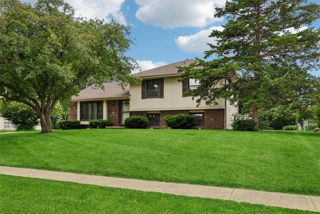 4500 73rd Street, Urbandale, IA 50322