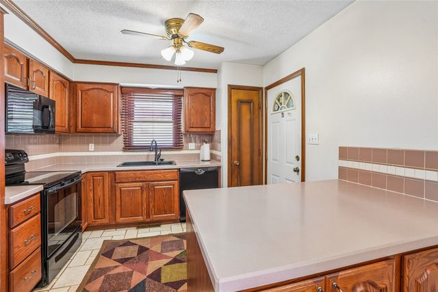4500 73rd Street, Urbandale, IA 50322