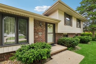 4500 73rd Street, Urbandale, IA 50322