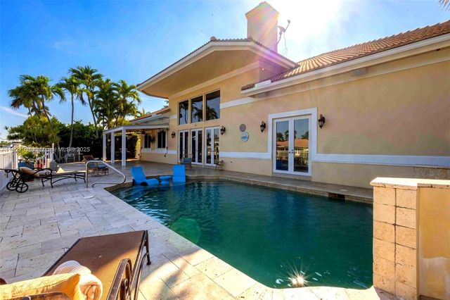 4241 NE 23 TERRACE, Lighthouse Point, FL 33064