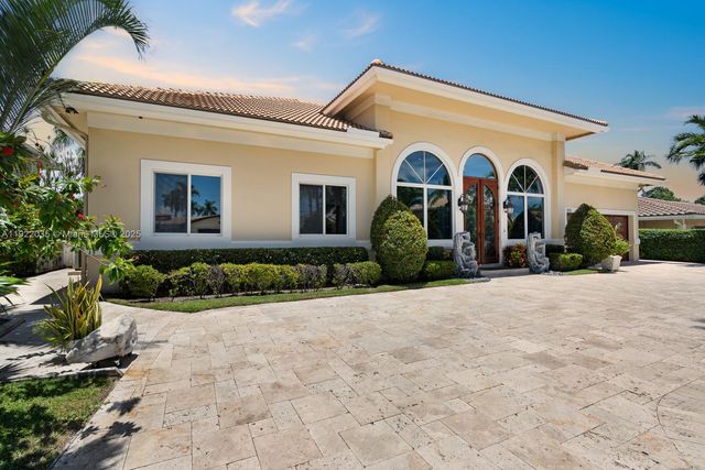 4241 NE 23 TERRACE, Lighthouse Point, FL 33064