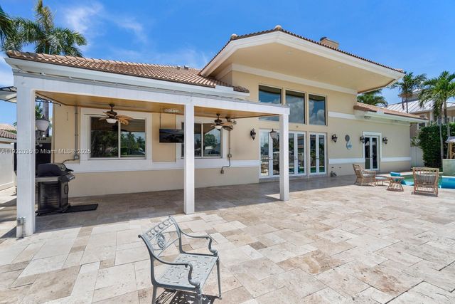 4241 NE 23 TERRACE, Lighthouse Point, FL 33064