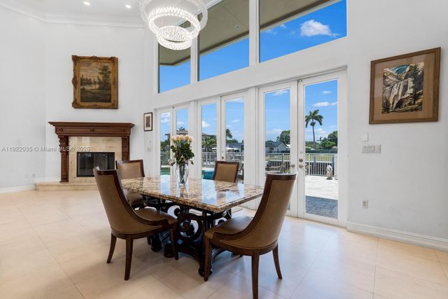 4241 NE 23 TERRACE, Lighthouse Point, FL 33064