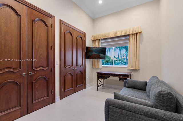 4241 NE 23 TERRACE, Lighthouse Point, FL 33064