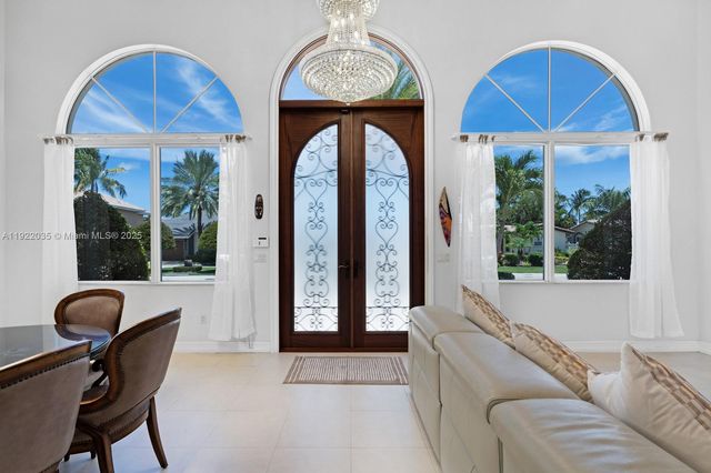 4241 NE 23 TERRACE, Lighthouse Point, FL 33064