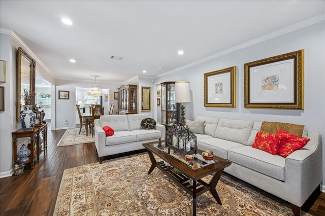 8611 Ferris Drive, Houston, TX 77096