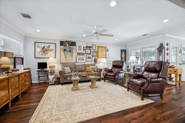 8611 Ferris Drive, Houston, TX 77096