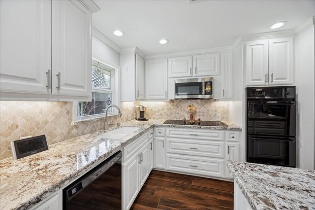 8611 Ferris Drive, Houston, TX 77096