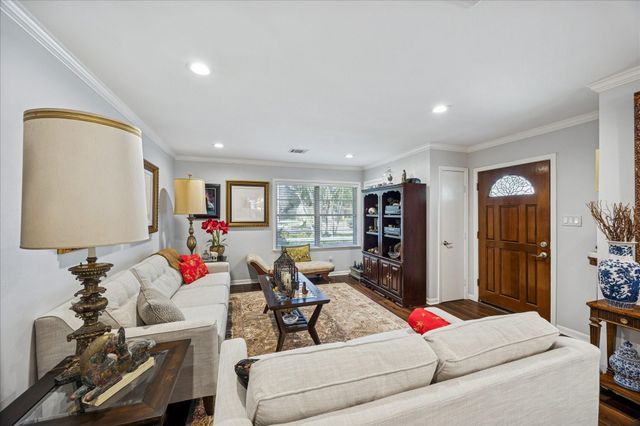 8611 Ferris Drive, Houston, TX 77096