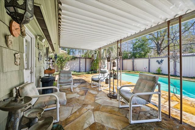 8611 Ferris Drive, Houston, TX 77096