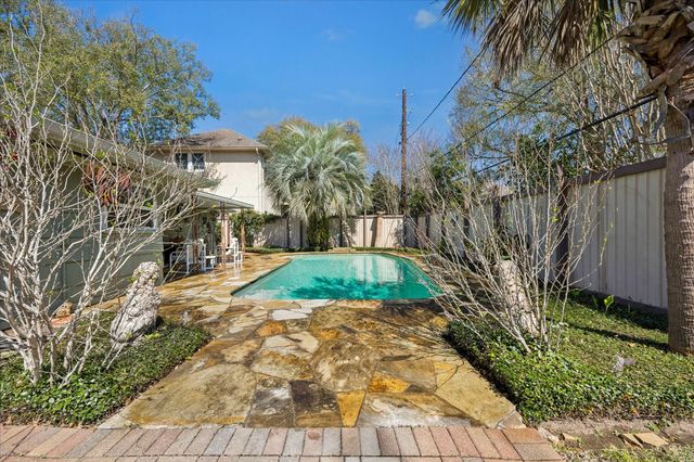 8611 Ferris Drive, Houston, TX 77096