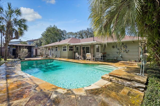 8611 Ferris Drive, Houston, TX 77096