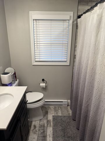 31 Mckenney Cir, Andover, MA 01810