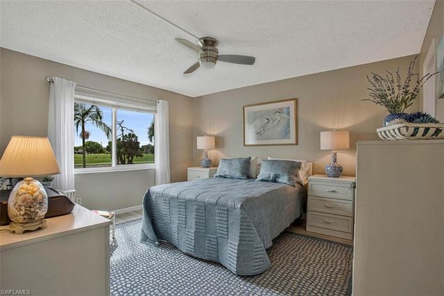 4380 27th CT SW 202, Naples, FL 34116