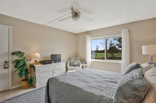 4380 27th CT SW 202, Naples, FL 34116