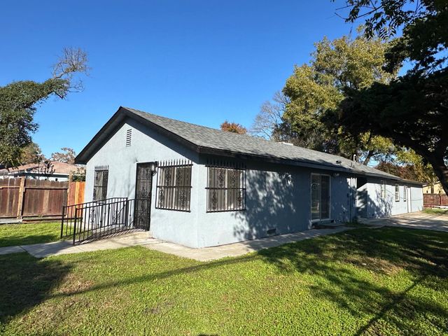1764 S Stanislaus St, Stockton, CA 95206