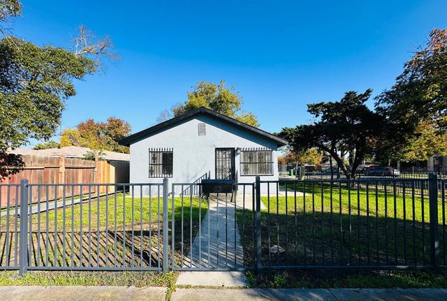 1764 S Stanislaus St, Stockton, CA 95206