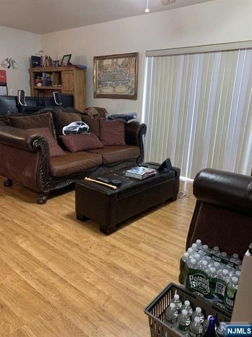 825 Riverside Avenue 201, Lyndhurst, NJ 07071